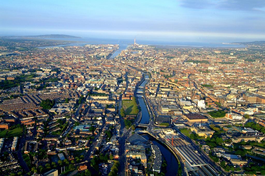 Paddy'S Palace Dublin Hostel Bagian luar foto