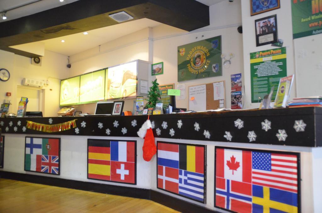 Paddy'S Palace Dublin Hostel Bagian luar foto